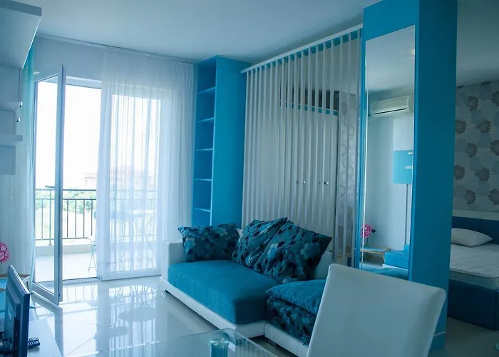 Domus Extra Apartment