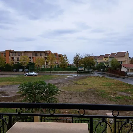 Domus Extra * スヴェティ・ヴラス