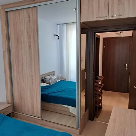 Domus Extra *