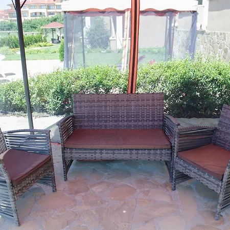 Domus Extra スヴェティ・ヴラス